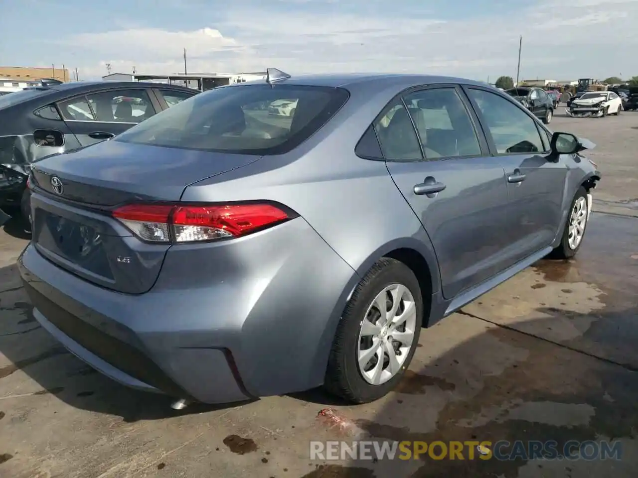 4 Photograph of a damaged car JTDEPRAE3LJ088945 TOYOTA COROLLA 2020