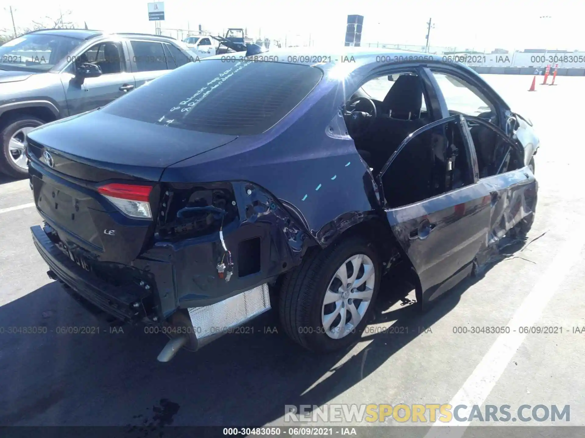 4 Photograph of a damaged car JTDEPRAE3LJ090632 TOYOTA COROLLA 2020