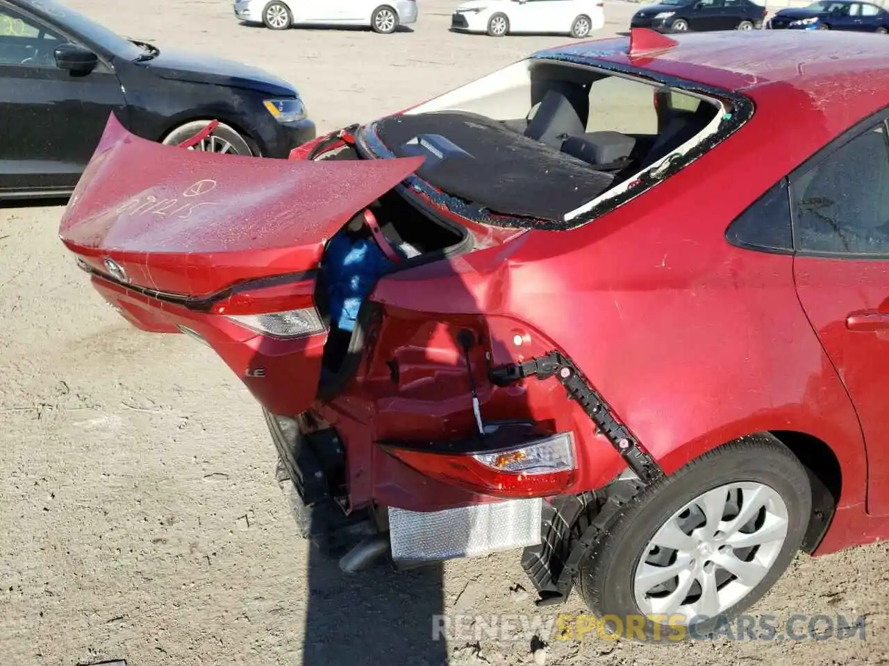 9 Photograph of a damaged car JTDEPRAE3LJ091215 TOYOTA COROLLA 2020