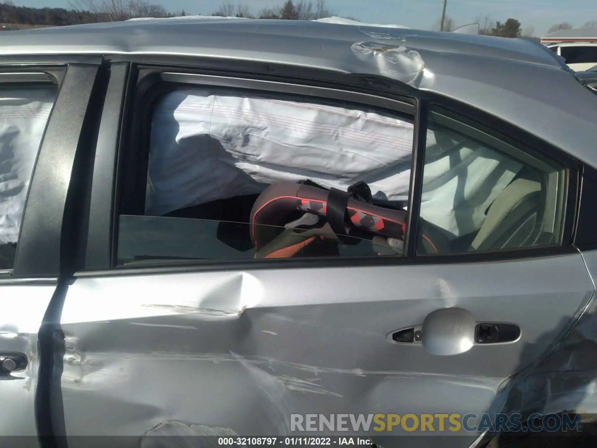 8 Photograph of a damaged car JTDEPRAE3LJ092428 TOYOTA COROLLA 2020