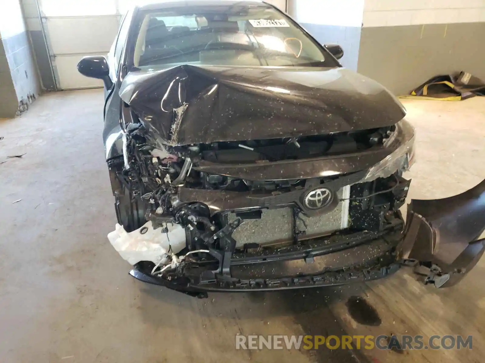 9 Photograph of a damaged car JTDEPRAE3LJ095801 TOYOTA COROLLA 2020