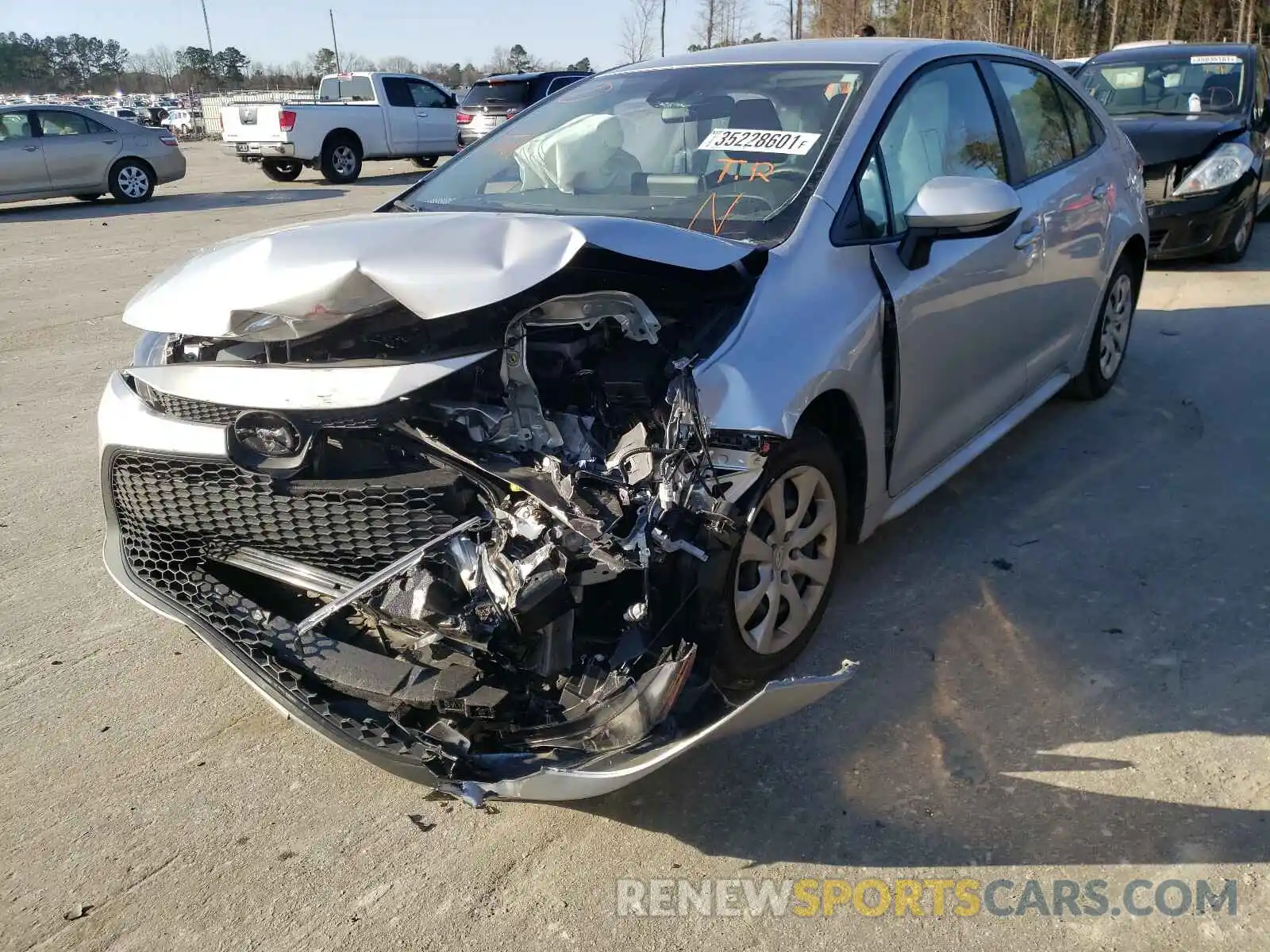 2 Photograph of a damaged car JTDEPRAE3LJ098178 TOYOTA COROLLA 2020