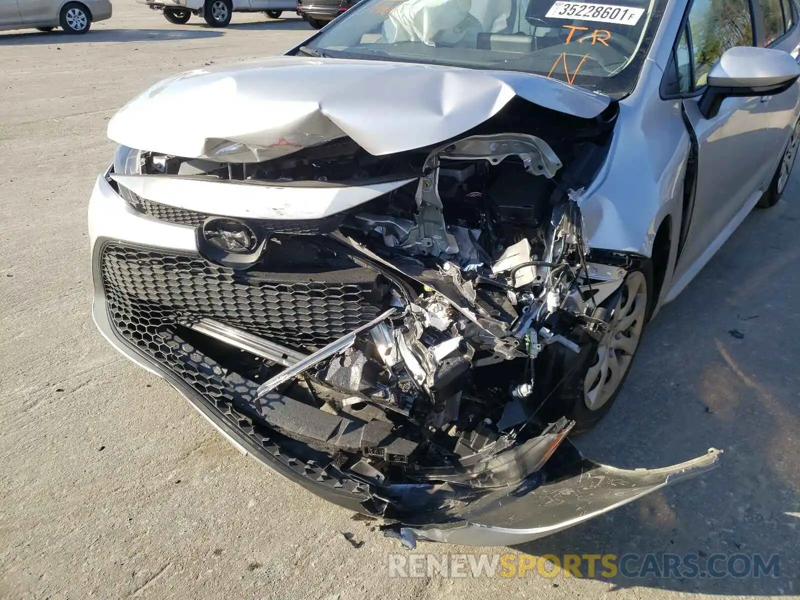 9 Photograph of a damaged car JTDEPRAE3LJ098178 TOYOTA COROLLA 2020