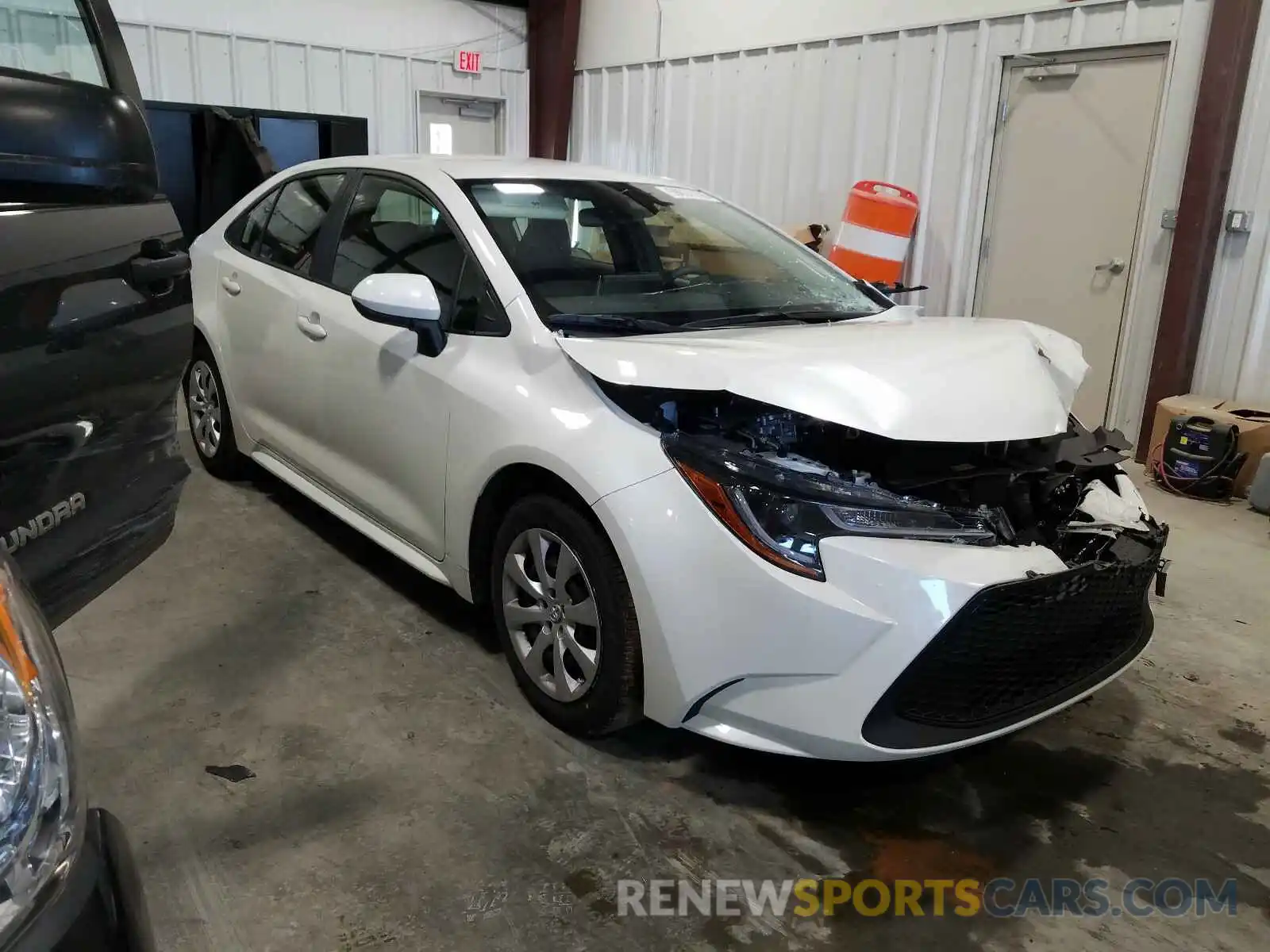 1 Photograph of a damaged car JTDEPRAE3LJ099959 TOYOTA COROLLA 2020