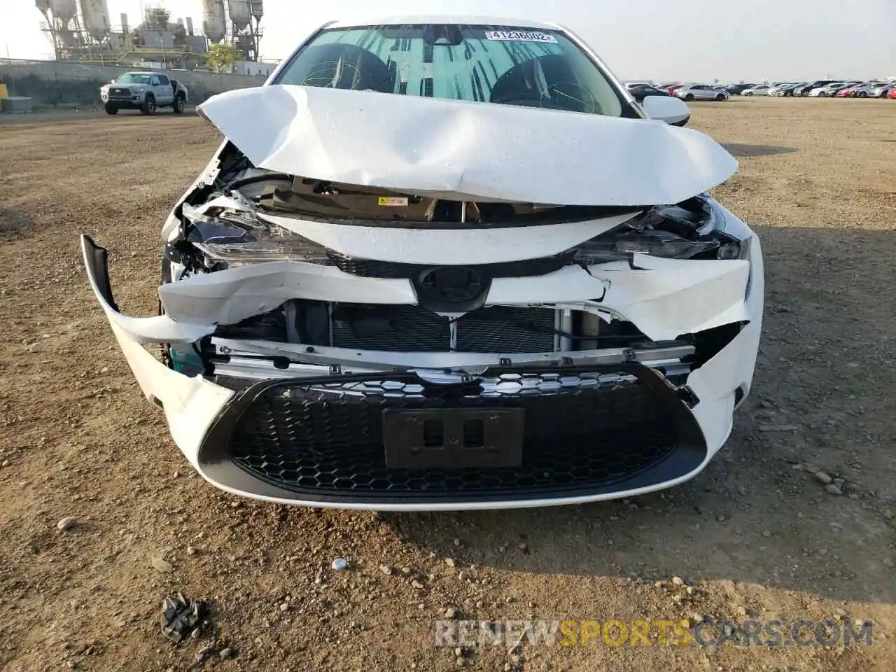 9 Photograph of a damaged car JTDEPRAE3LJ102021 TOYOTA COROLLA 2020