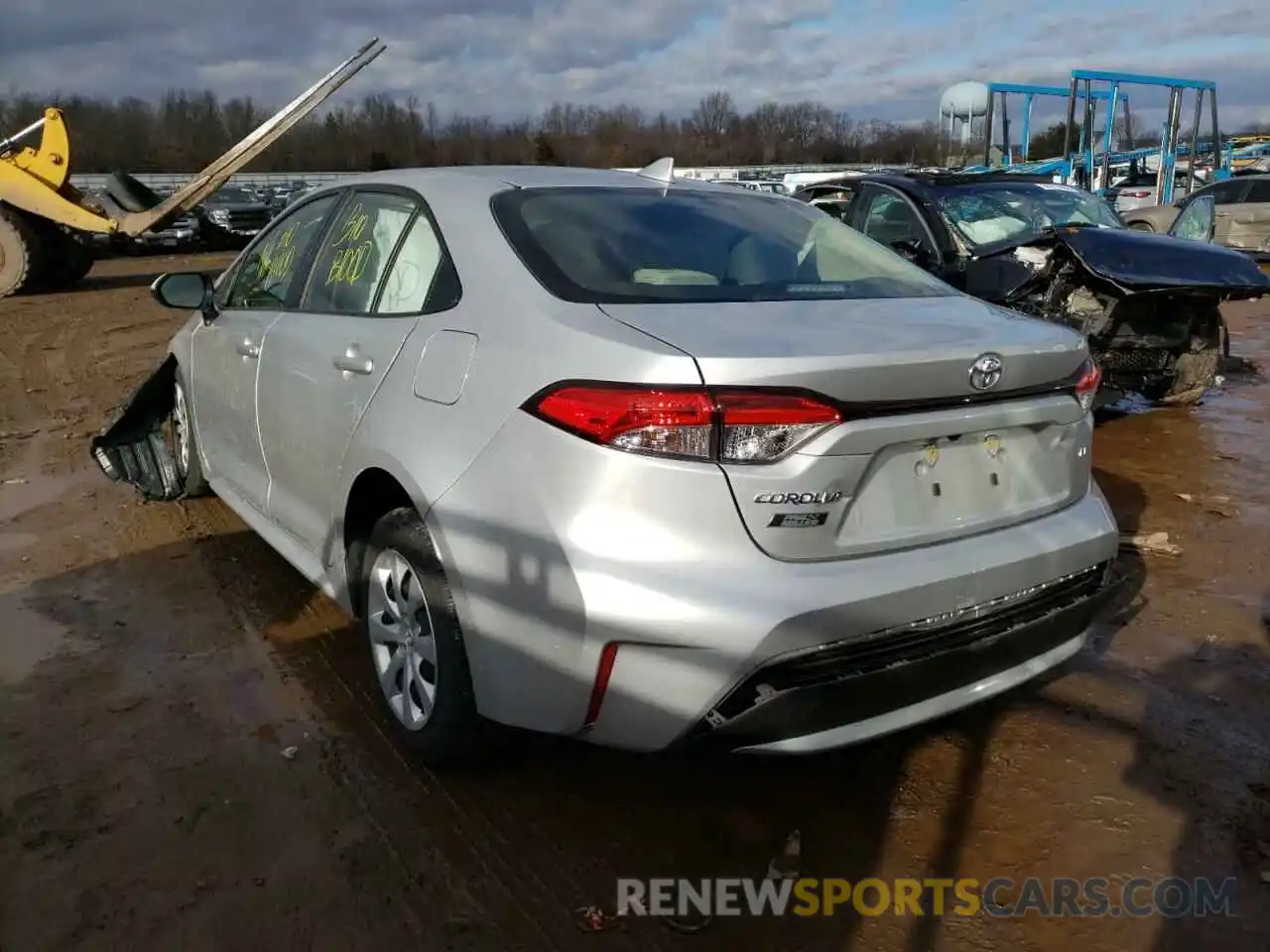 3 Photograph of a damaged car JTDEPRAE3LJ102469 TOYOTA COROLLA 2020