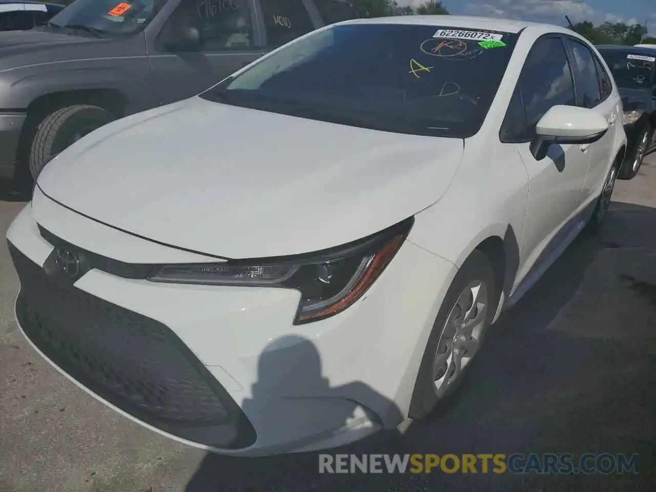 2 Photograph of a damaged car JTDEPRAE3LJ103962 TOYOTA COROLLA 2020