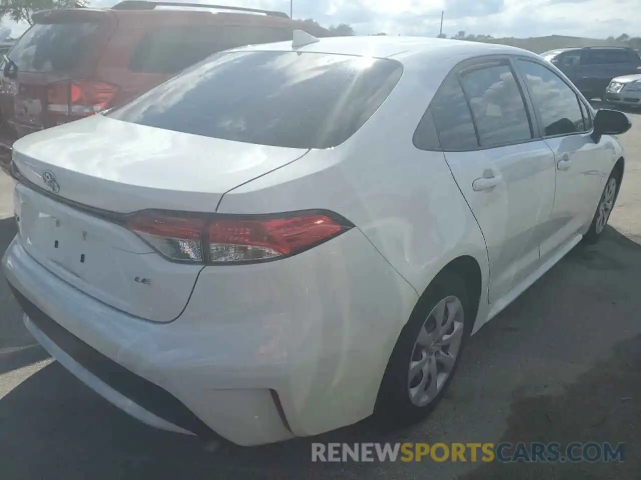 4 Photograph of a damaged car JTDEPRAE3LJ103962 TOYOTA COROLLA 2020