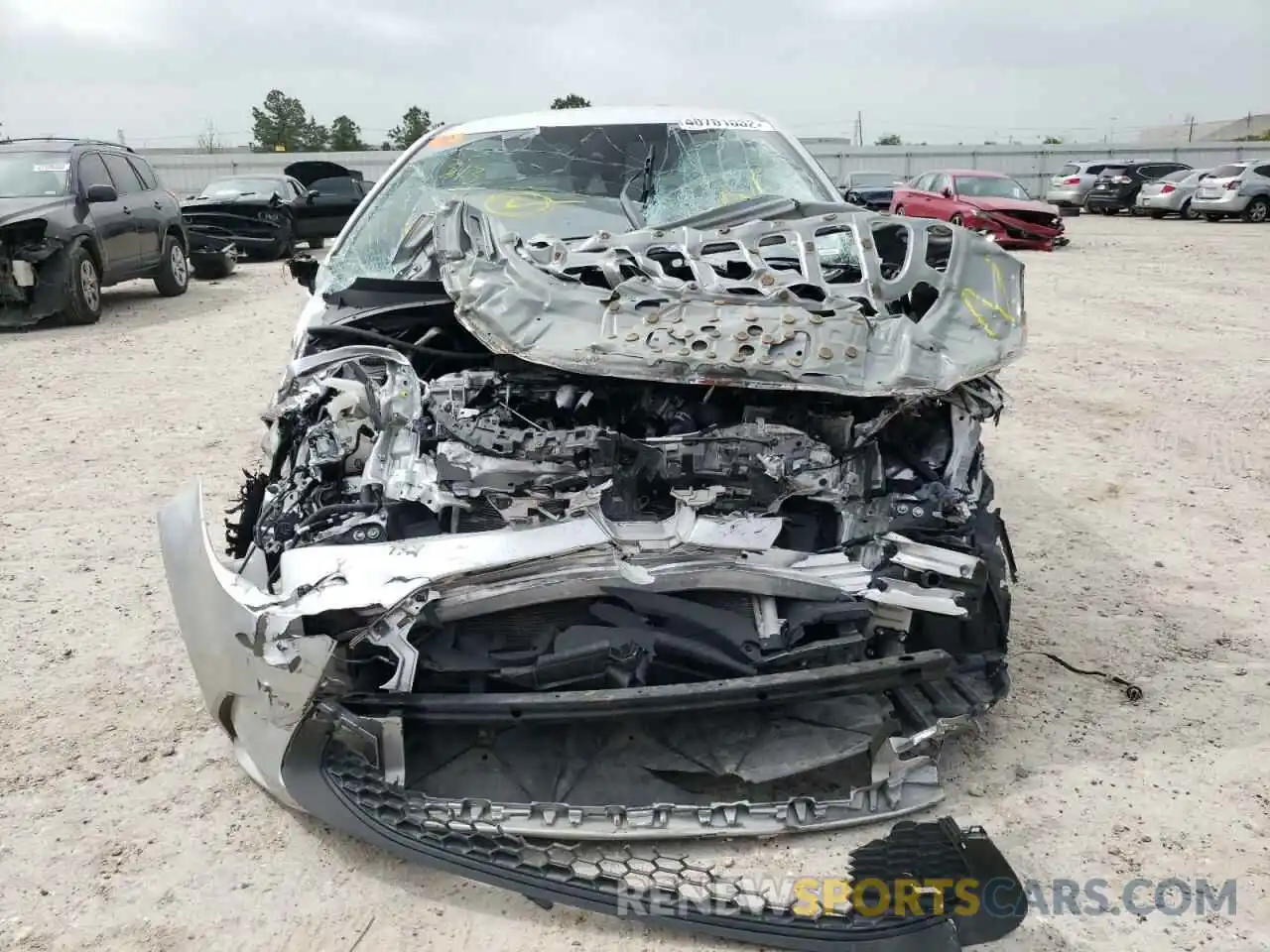 9 Photograph of a damaged car JTDEPRAE3LJ106070 TOYOTA COROLLA 2020