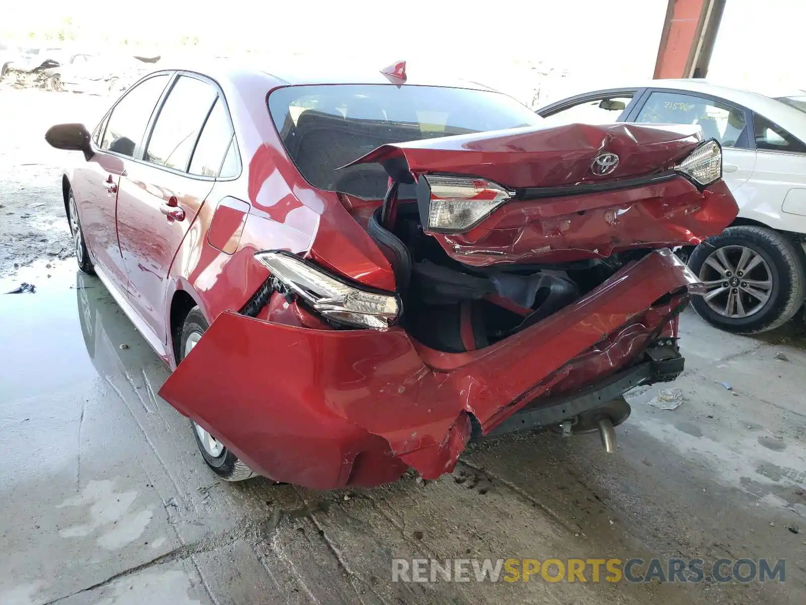 3 Photograph of a damaged car JTDEPRAE3LJ108059 TOYOTA COROLLA 2020