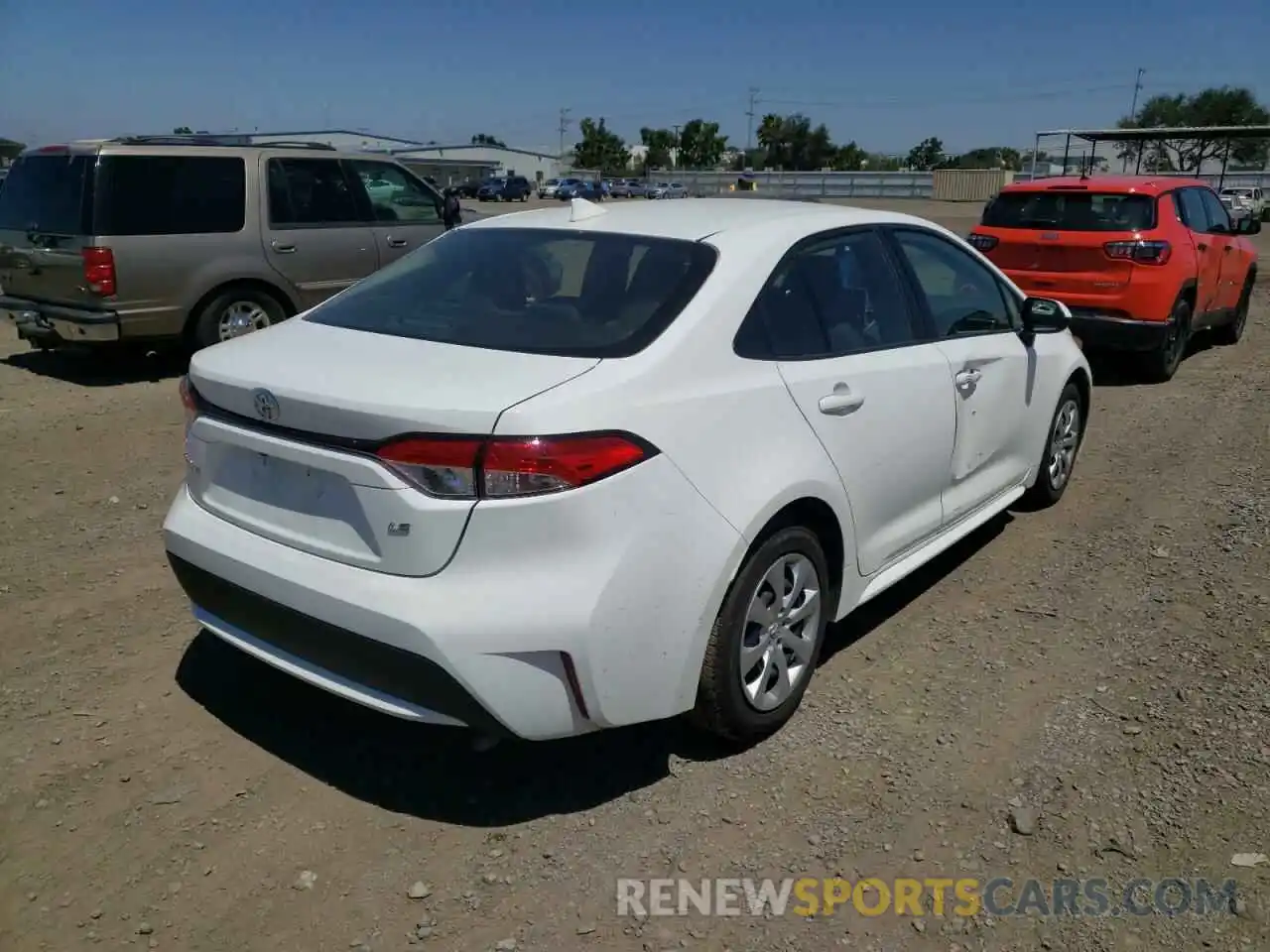 4 Photograph of a damaged car JTDEPRAE3LJ110555 TOYOTA COROLLA 2020