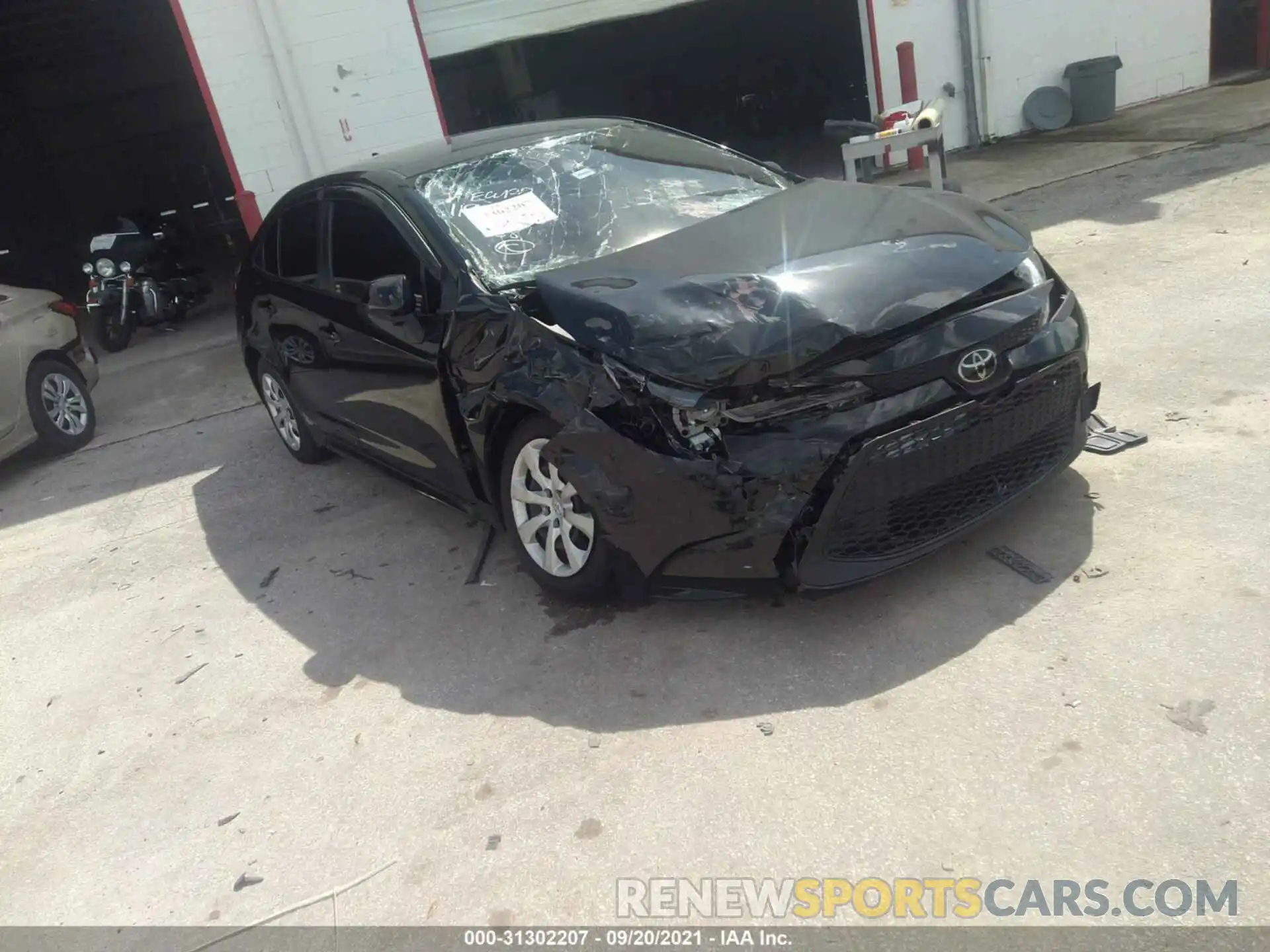 1 Photograph of a damaged car JTDEPRAE3LJ113391 TOYOTA COROLLA 2020