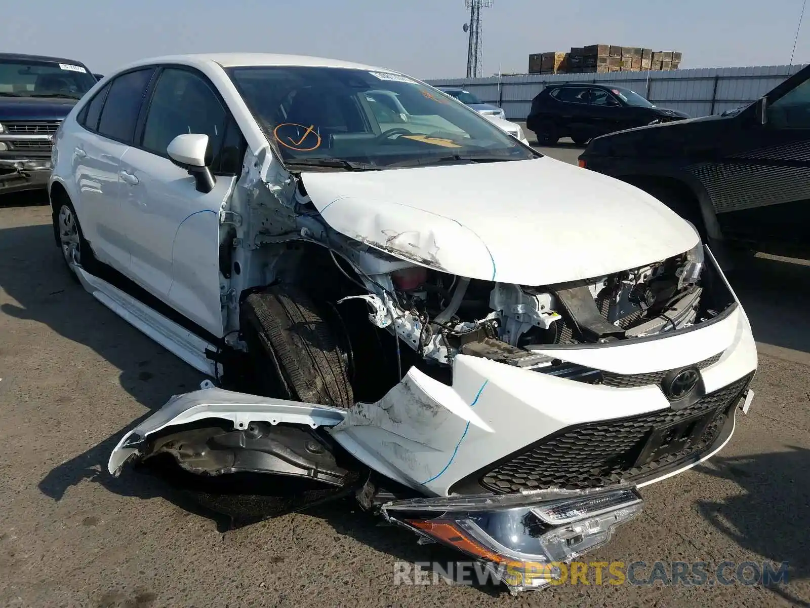 1 Photograph of a damaged car JTDEPRAE4LJ000632 TOYOTA COROLLA 2020