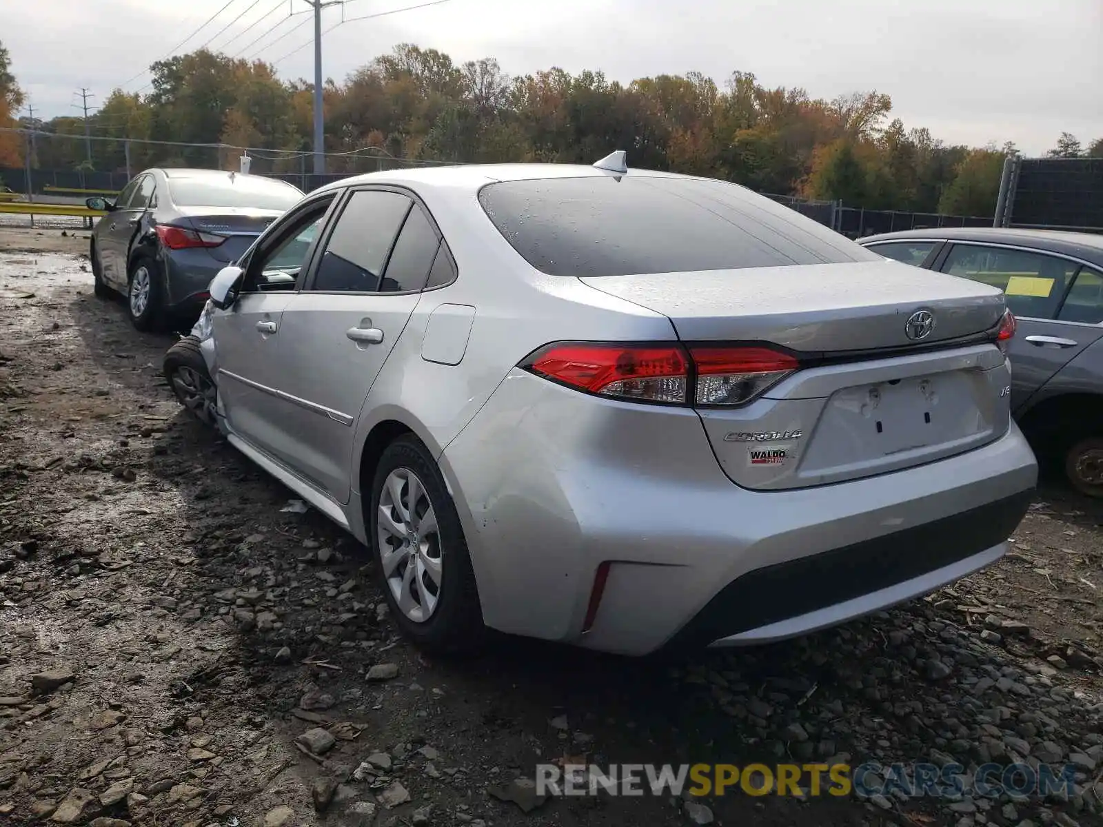 3 Photograph of a damaged car JTDEPRAE4LJ001215 TOYOTA COROLLA 2020