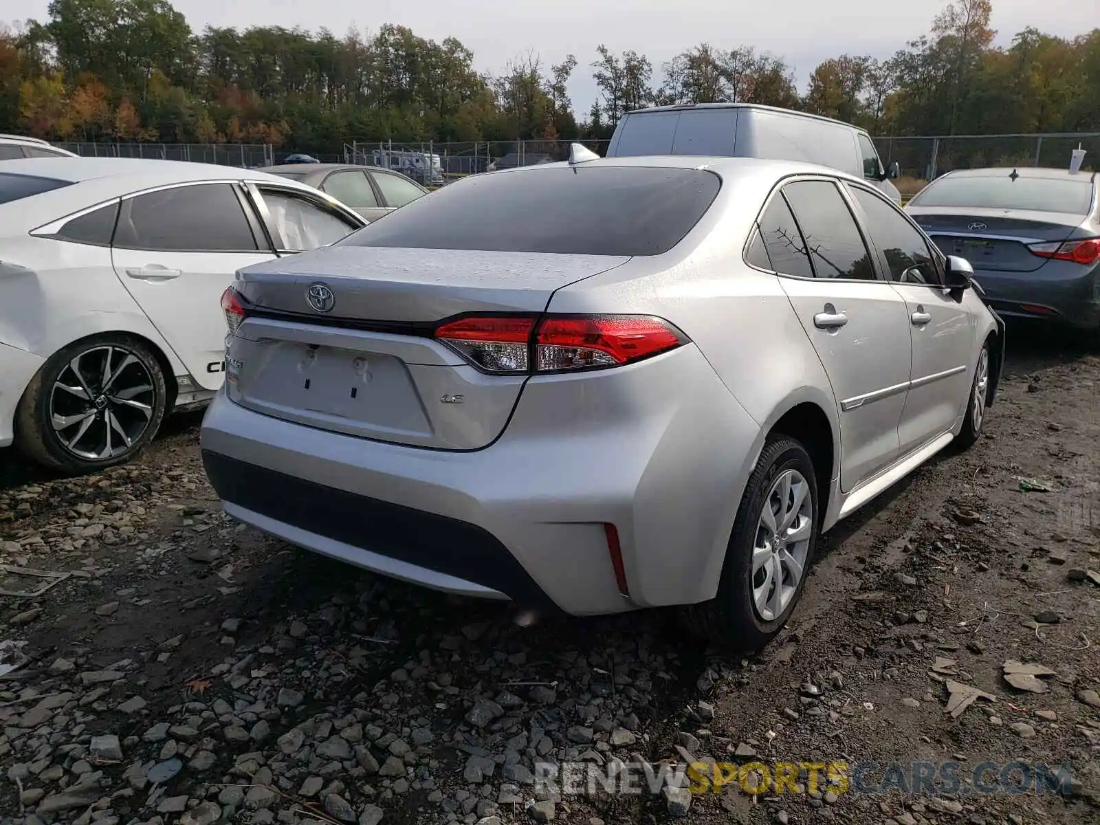 4 Photograph of a damaged car JTDEPRAE4LJ001215 TOYOTA COROLLA 2020