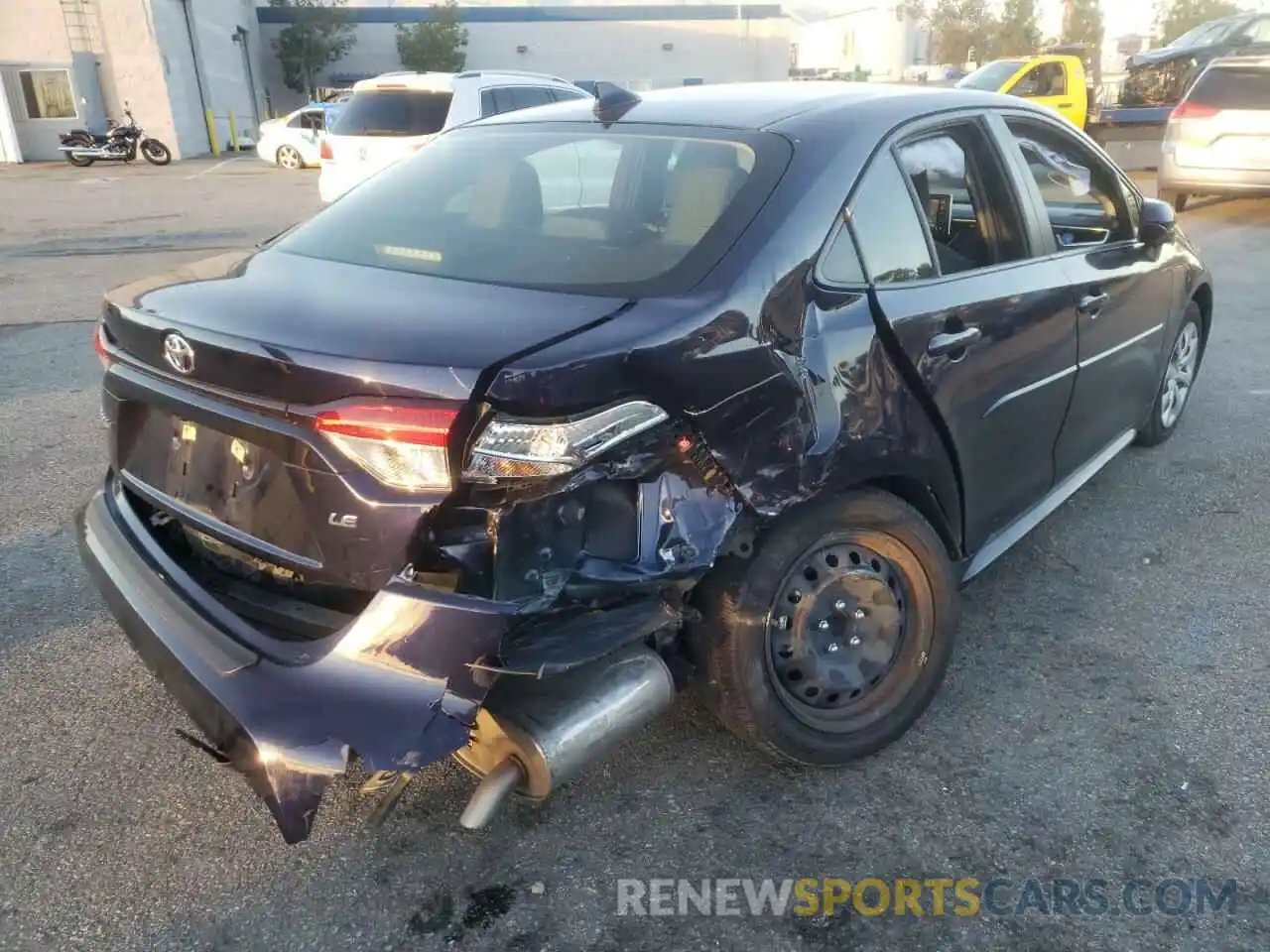 4 Photograph of a damaged car JTDEPRAE4LJ002395 TOYOTA COROLLA 2020