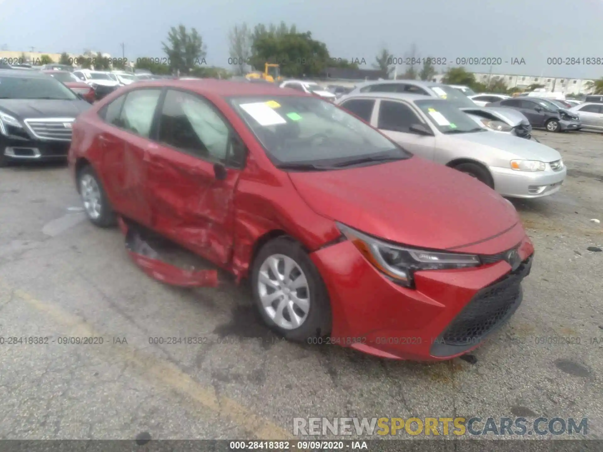 1 Photograph of a damaged car JTDEPRAE4LJ006608 TOYOTA COROLLA 2020