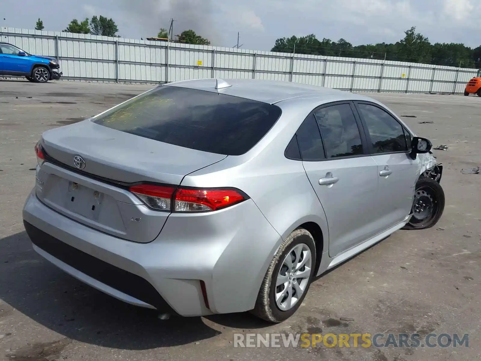 4 Photograph of a damaged car JTDEPRAE4LJ010478 TOYOTA COROLLA 2020