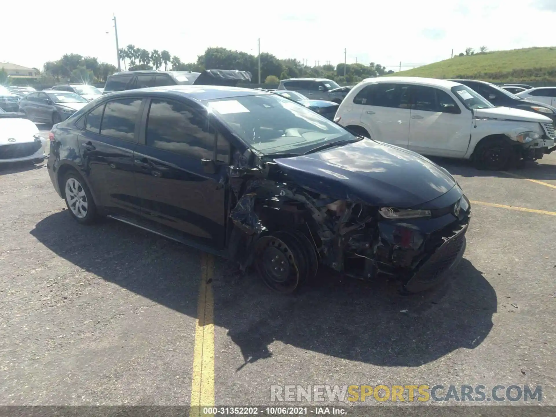 1 Photograph of a damaged car JTDEPRAE4LJ011078 TOYOTA COROLLA 2020