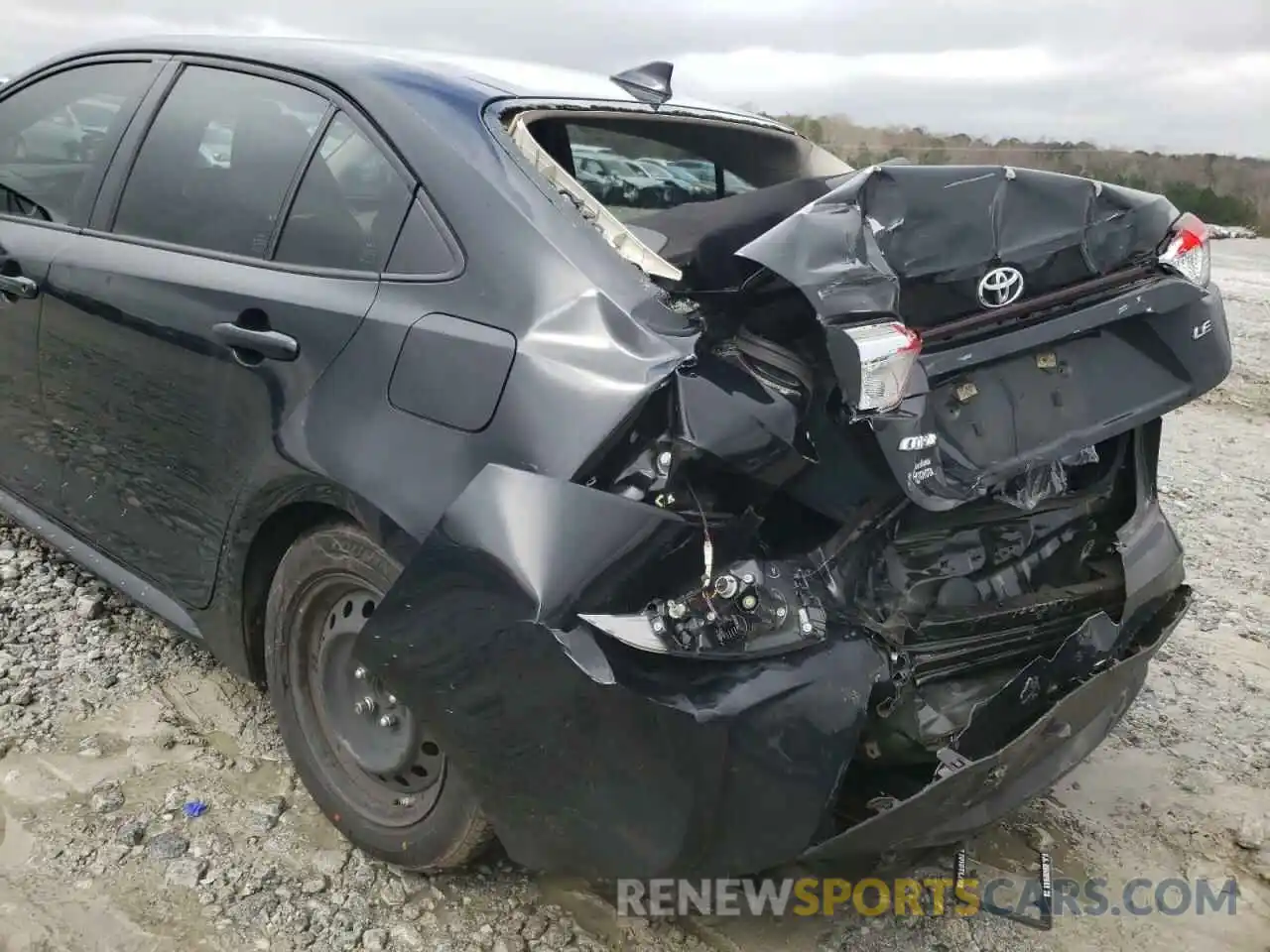 9 Photograph of a damaged car JTDEPRAE4LJ014059 TOYOTA COROLLA 2020