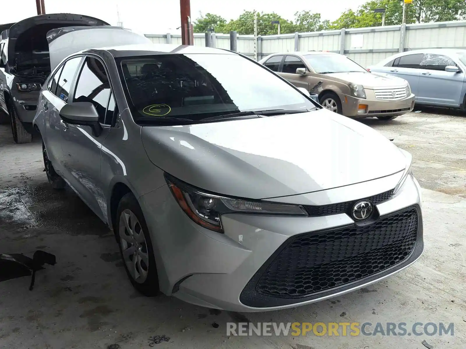 1 Photograph of a damaged car JTDEPRAE4LJ016152 TOYOTA COROLLA 2020