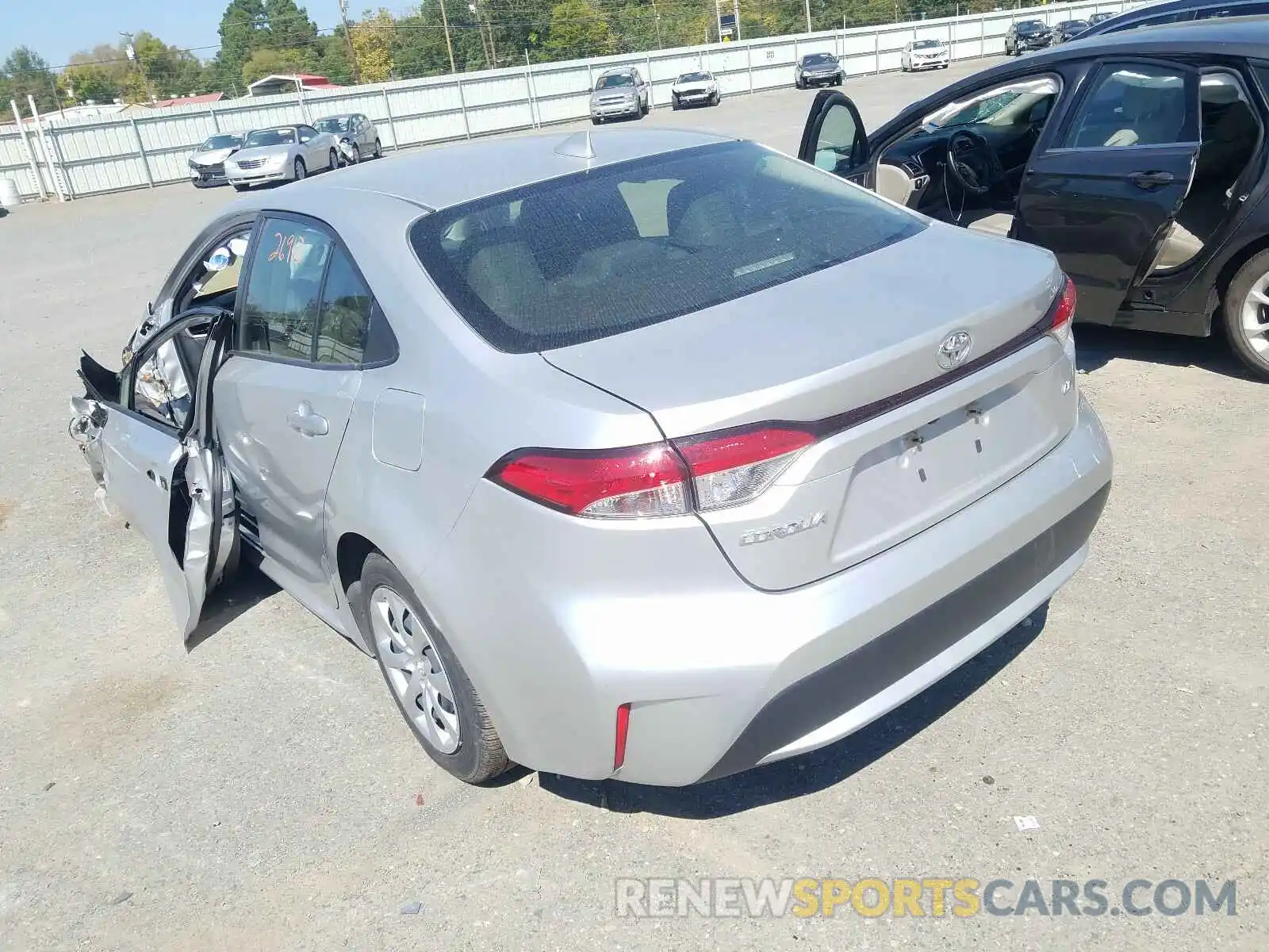 3 Photograph of a damaged car JTDEPRAE4LJ017897 TOYOTA COROLLA 2020