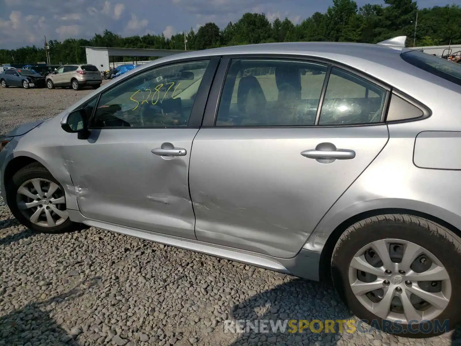 9 Photograph of a damaged car JTDEPRAE4LJ017964 TOYOTA COROLLA 2020