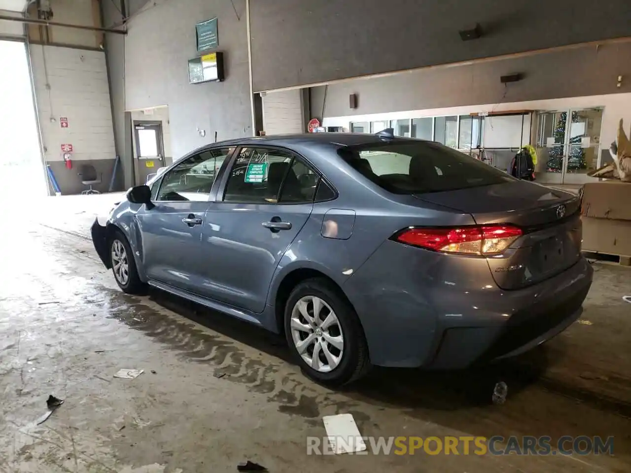 3 Photograph of a damaged car JTDEPRAE4LJ019424 TOYOTA COROLLA 2020