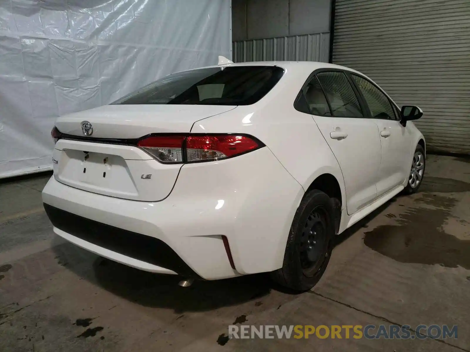 4 Photograph of a damaged car JTDEPRAE4LJ021433 TOYOTA COROLLA 2020