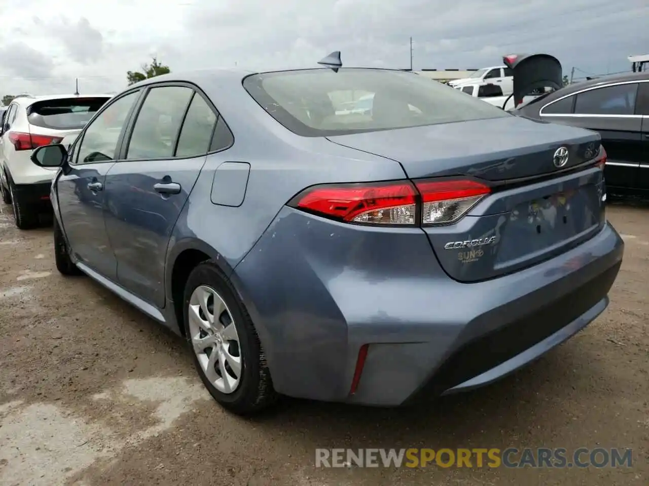 3 Photograph of a damaged car JTDEPRAE4LJ021626 TOYOTA COROLLA 2020