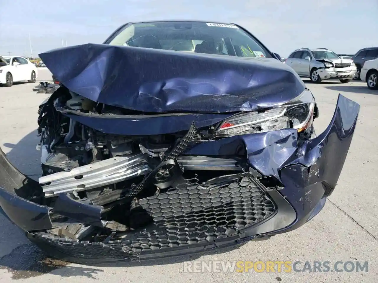 9 Photograph of a damaged car JTDEPRAE4LJ022761 TOYOTA COROLLA 2020