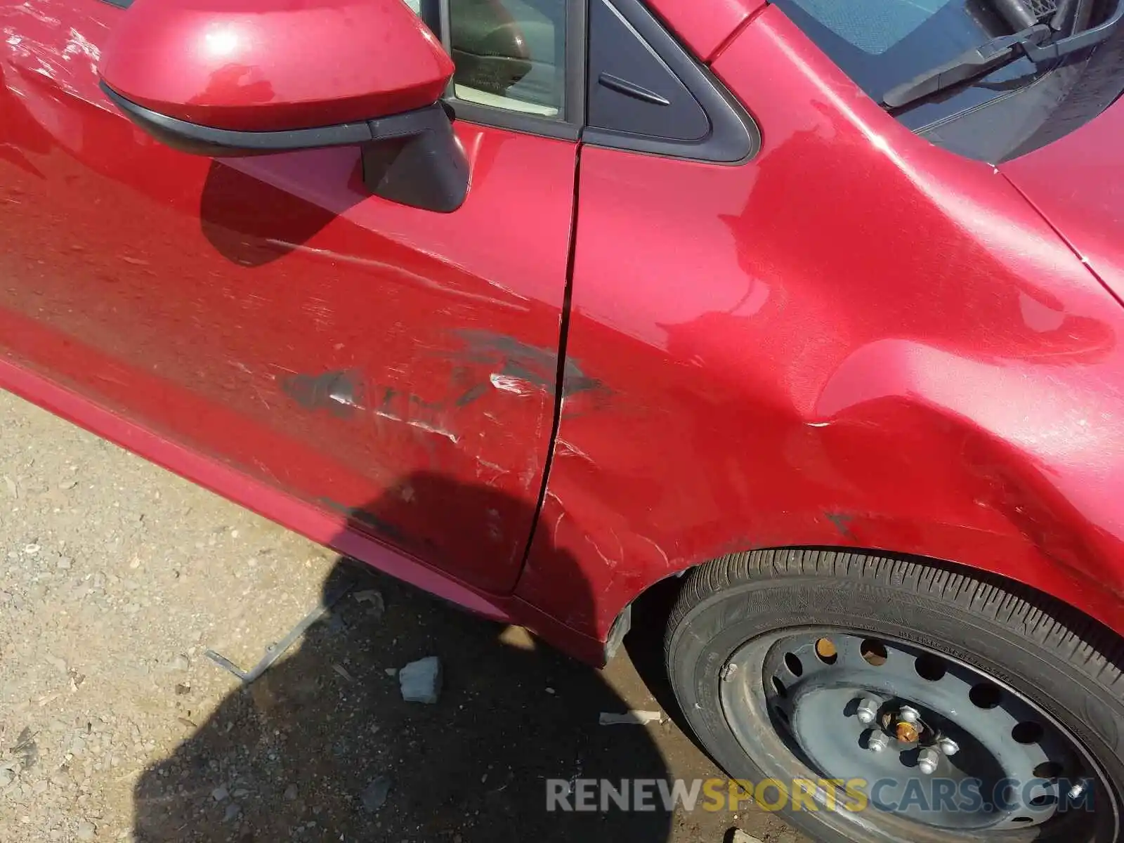 9 Photograph of a damaged car JTDEPRAE4LJ023747 TOYOTA COROLLA 2020