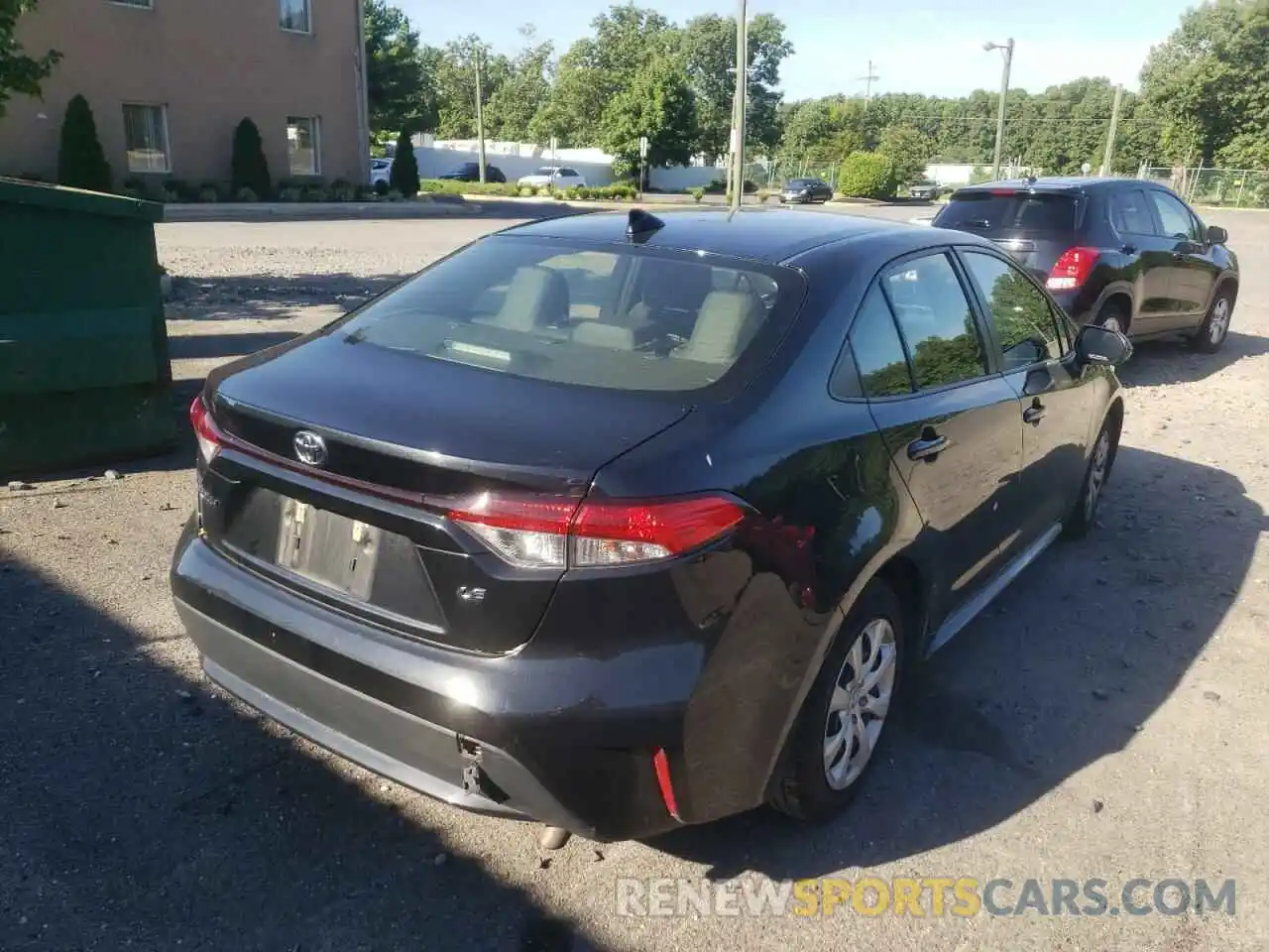 4 Photograph of a damaged car JTDEPRAE4LJ024350 TOYOTA COROLLA 2020