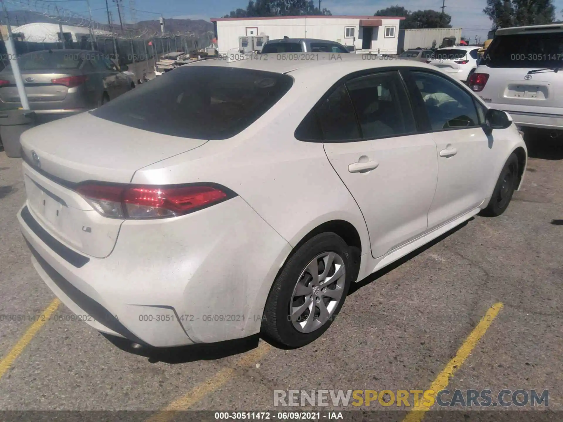 4 Photograph of a damaged car JTDEPRAE4LJ026406 TOYOTA COROLLA 2020