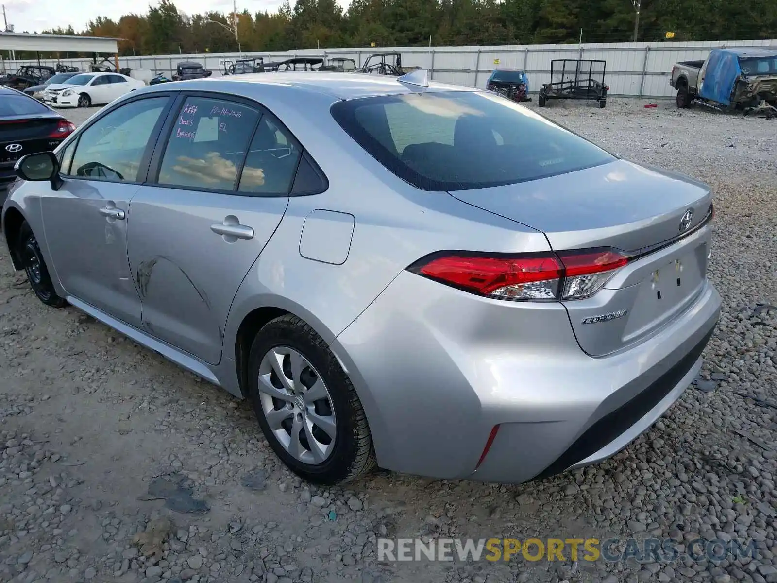 3 Photograph of a damaged car JTDEPRAE4LJ027037 TOYOTA COROLLA 2020