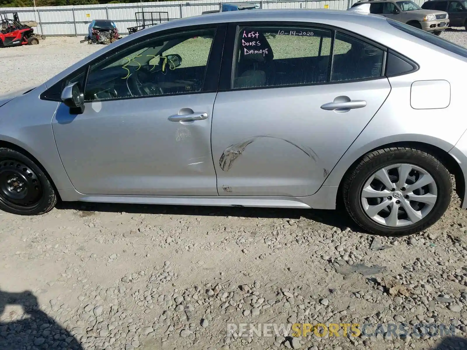 9 Photograph of a damaged car JTDEPRAE4LJ027037 TOYOTA COROLLA 2020