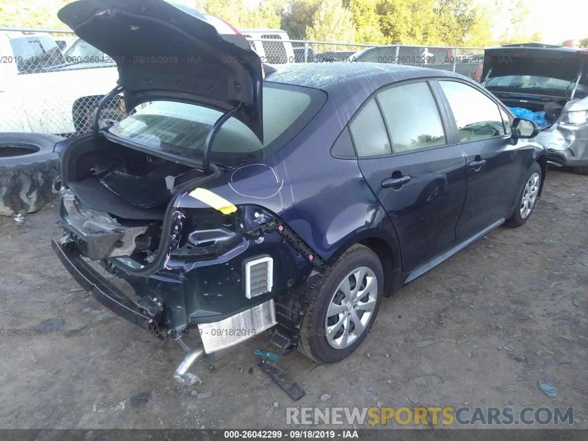 4 Photograph of a damaged car JTDEPRAE4LJ028219 TOYOTA COROLLA 2020