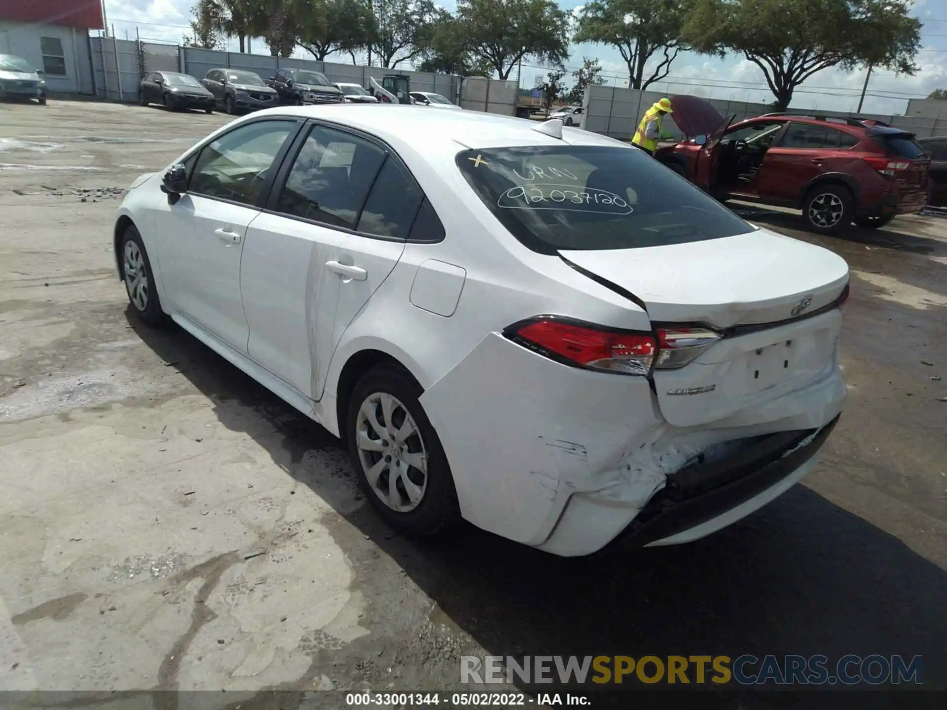 3 Photograph of a damaged car JTDEPRAE4LJ029984 TOYOTA COROLLA 2020