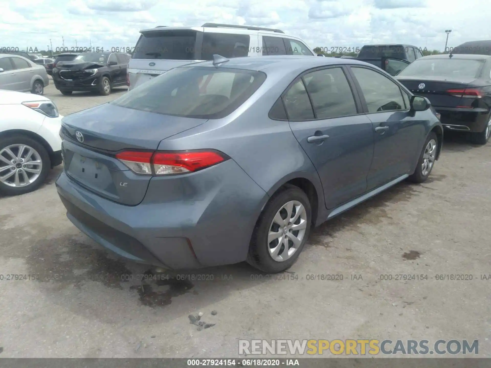 4 Photograph of a damaged car JTDEPRAE4LJ031735 TOYOTA COROLLA 2020