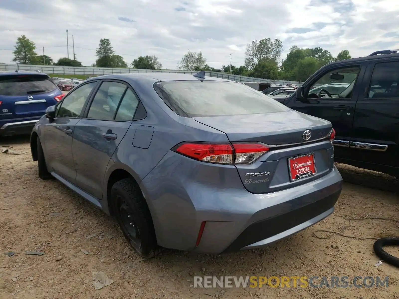 3 Photograph of a damaged car JTDEPRAE4LJ032982 TOYOTA COROLLA 2020