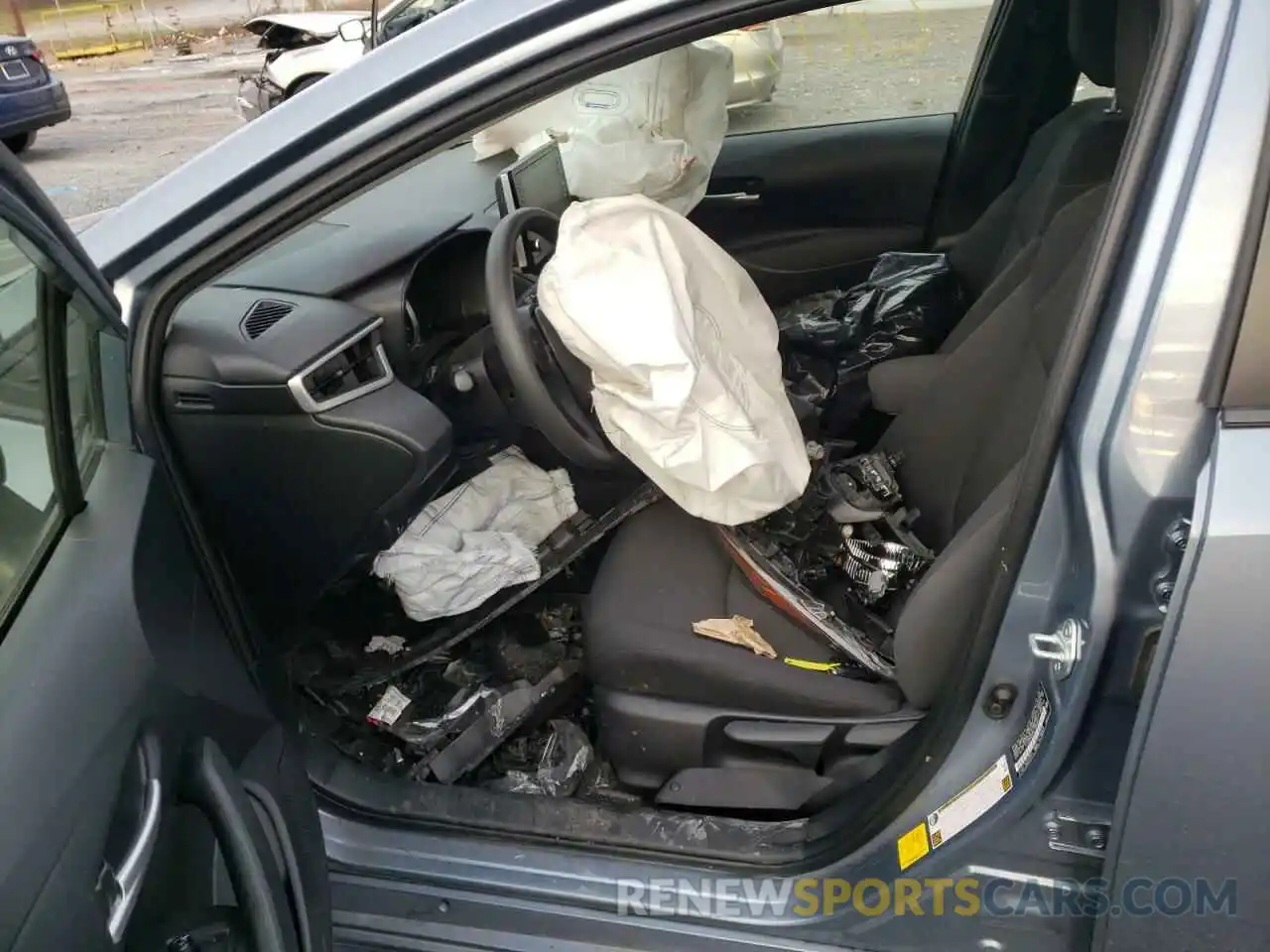 5 Photograph of a damaged car JTDEPRAE4LJ033551 TOYOTA COROLLA 2020