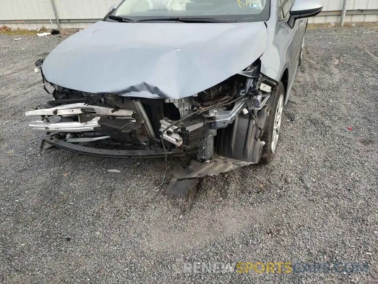 9 Photograph of a damaged car JTDEPRAE4LJ033551 TOYOTA COROLLA 2020