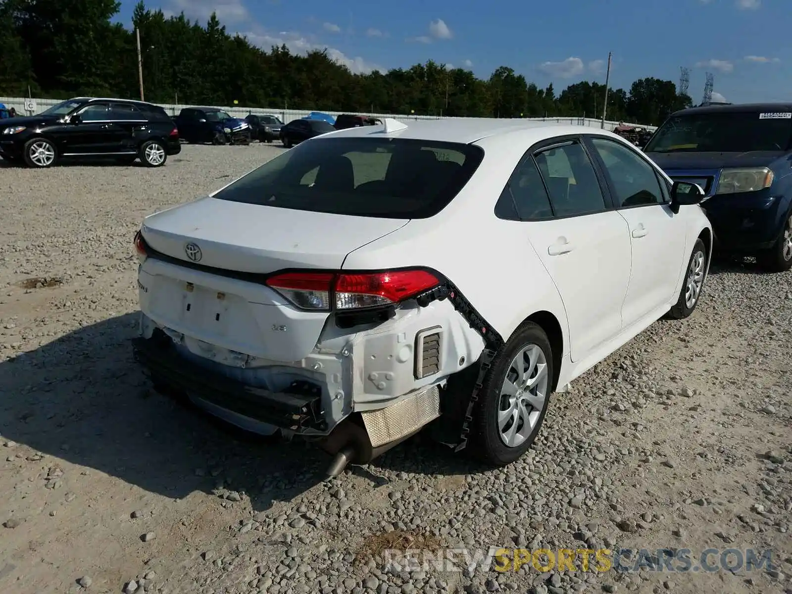 4 Photograph of a damaged car JTDEPRAE4LJ034599 TOYOTA COROLLA 2020