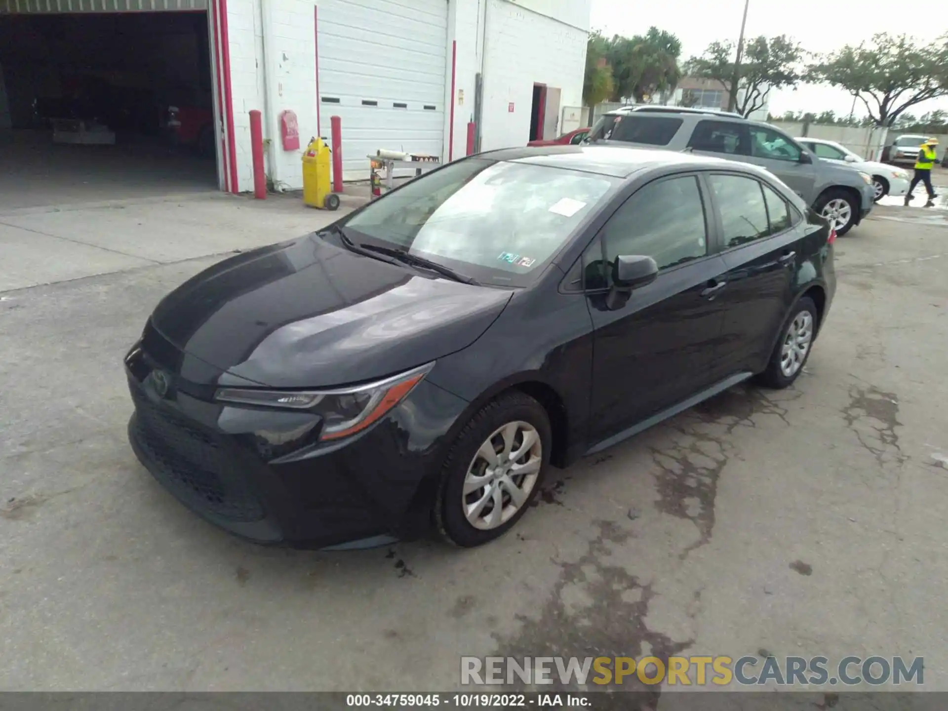 2 Photograph of a damaged car JTDEPRAE4LJ035705 TOYOTA COROLLA 2020