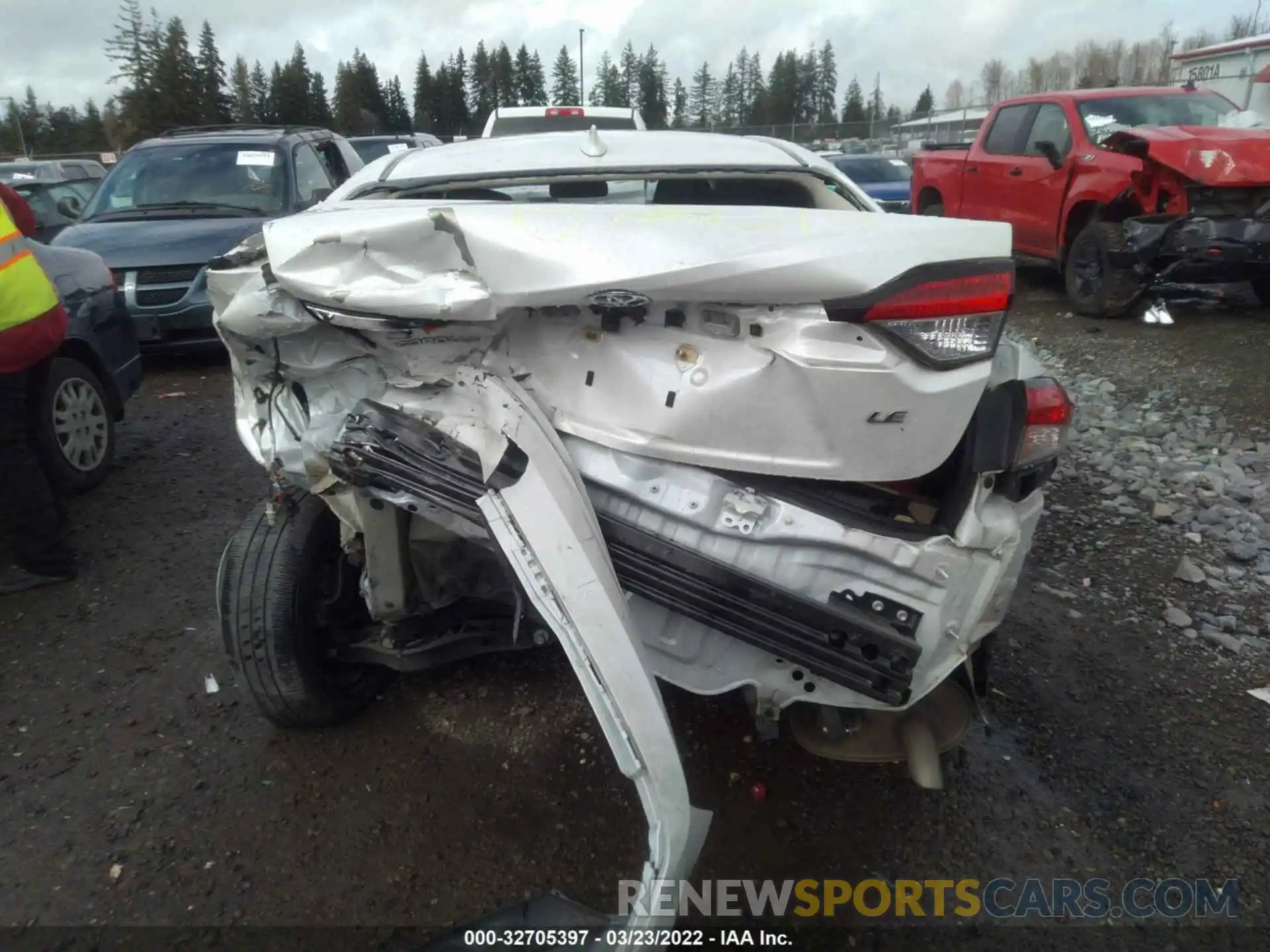 6 Photograph of a damaged car JTDEPRAE4LJ038474 TOYOTA COROLLA 2020