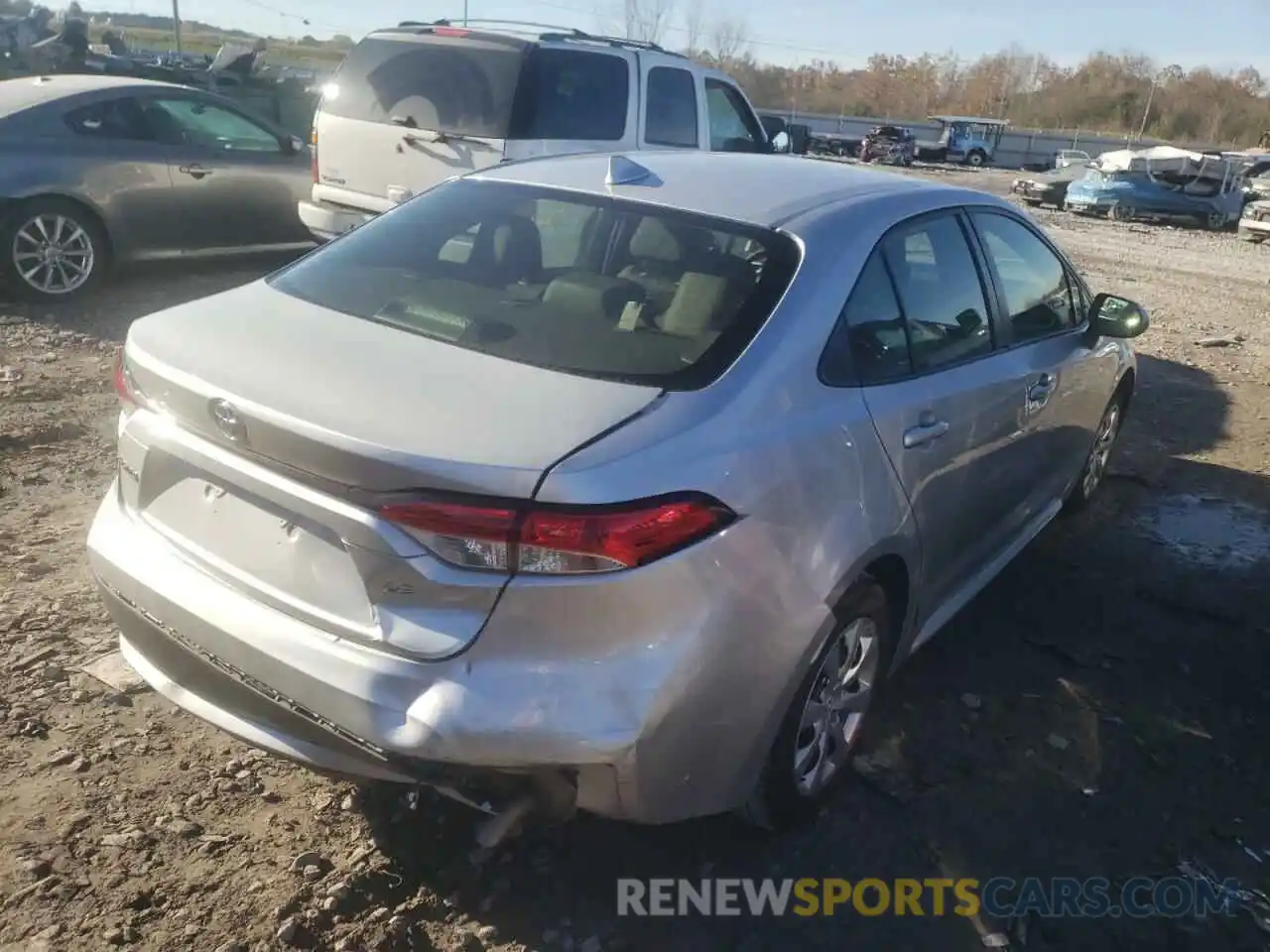 4 Photograph of a damaged car JTDEPRAE4LJ038538 TOYOTA COROLLA 2020