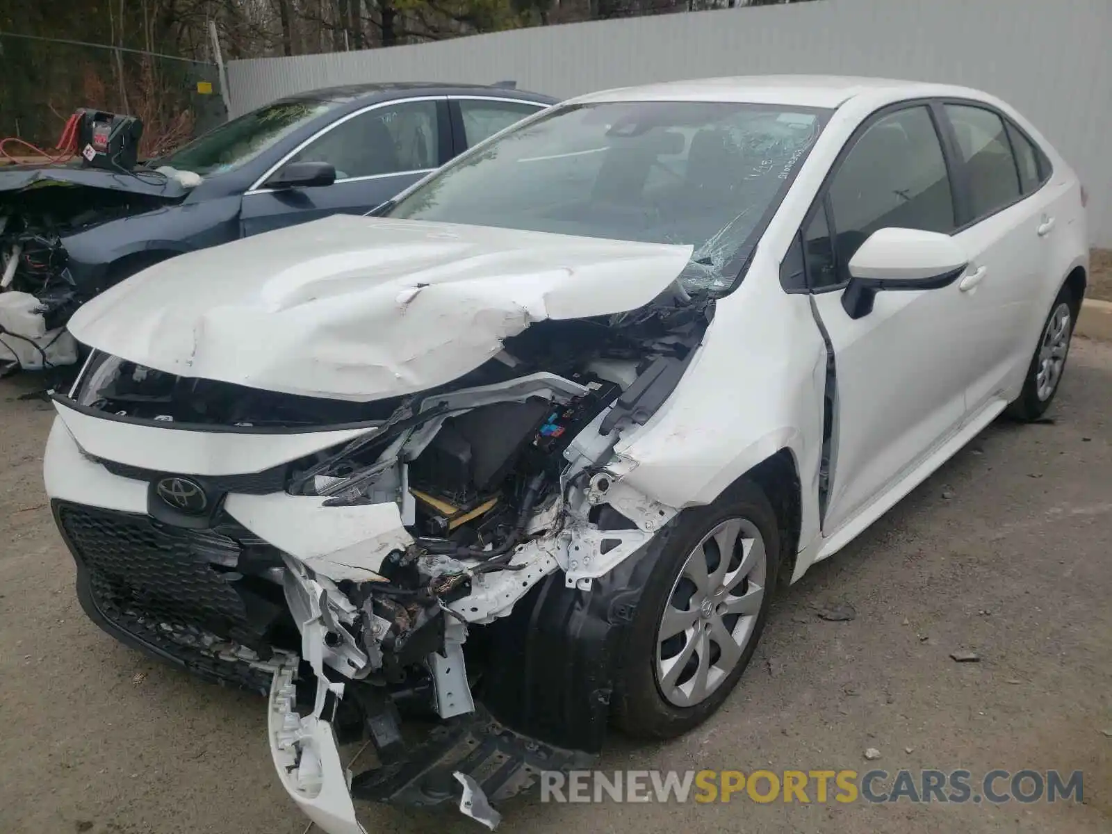 2 Photograph of a damaged car JTDEPRAE4LJ038555 TOYOTA COROLLA 2020