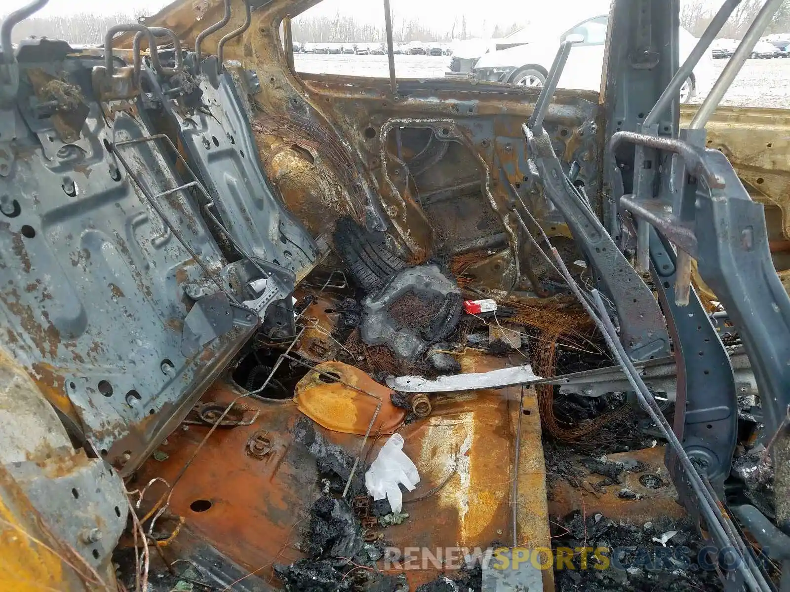 6 Фотография поврежденного автомобиля JTDEPRAE4LJ038748 TOYOTA COROLLA 2020