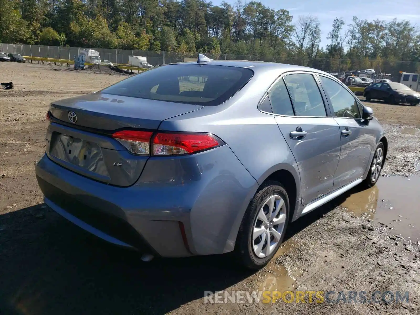 4 Photograph of a damaged car JTDEPRAE4LJ039334 TOYOTA COROLLA 2020