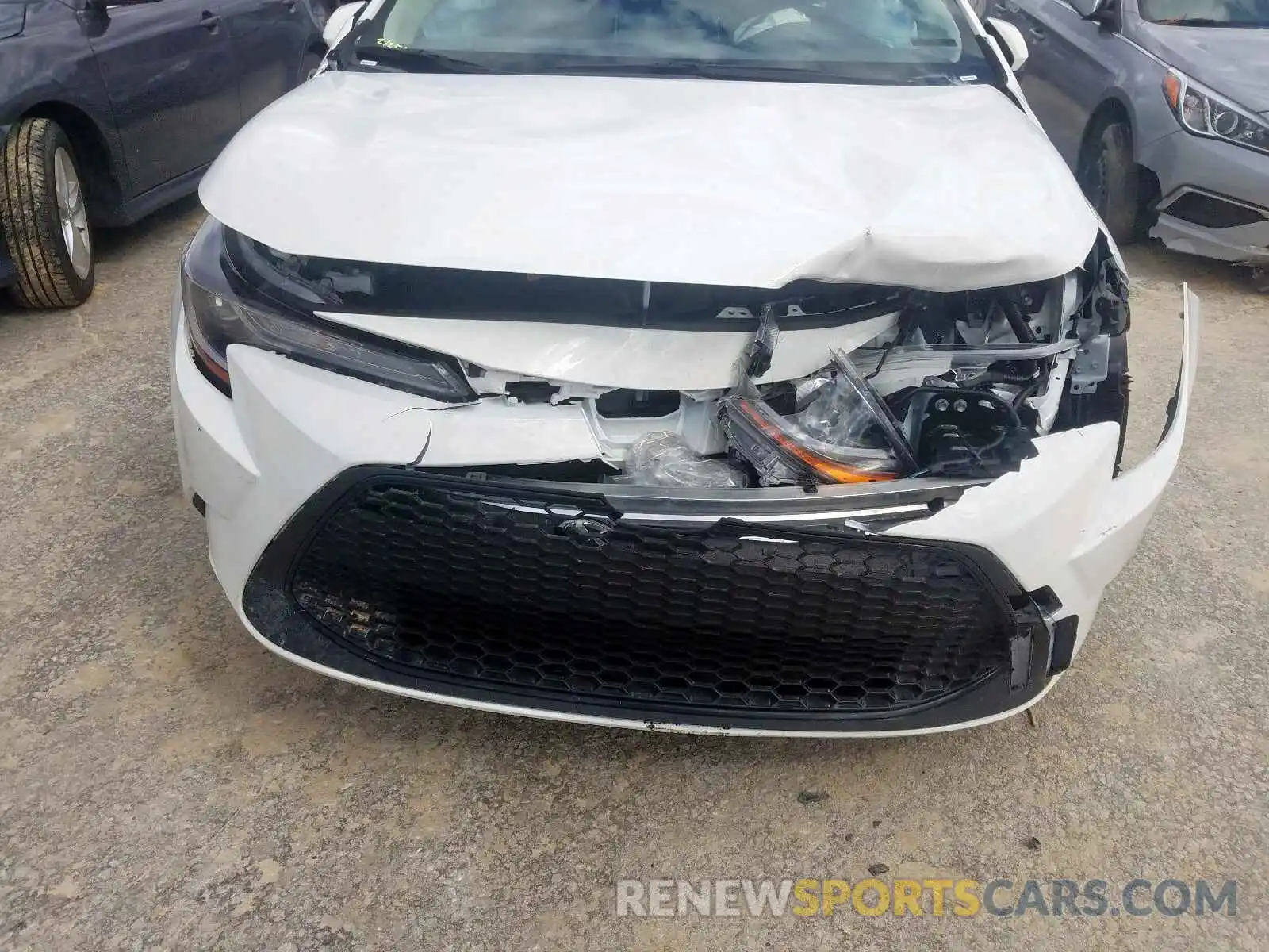 9 Photograph of a damaged car JTDEPRAE4LJ039902 TOYOTA COROLLA 2020